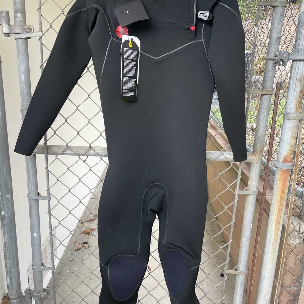 Body Glove Red Cell 4/3 Wetsuit